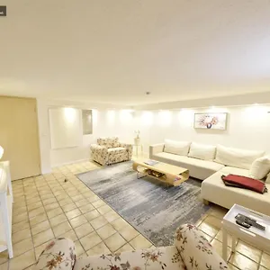 Apartment Großzügige Und Gemütliche 2 Nahe Alz Und Chiemsee, Tacherting