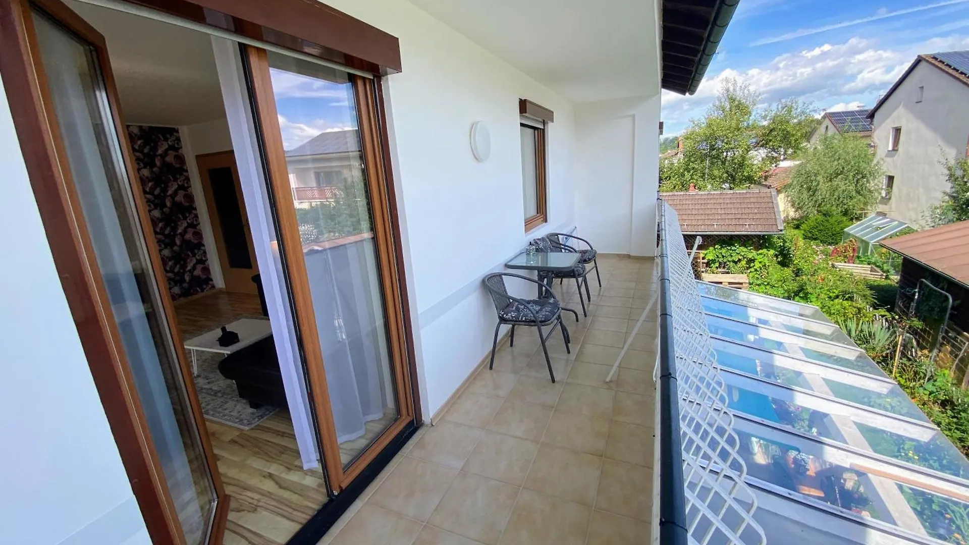 4 Zimmer Wohnung, 6 Bed, Kueche, Washing, Wlan, Garden, Free Parking Tacherting Germany